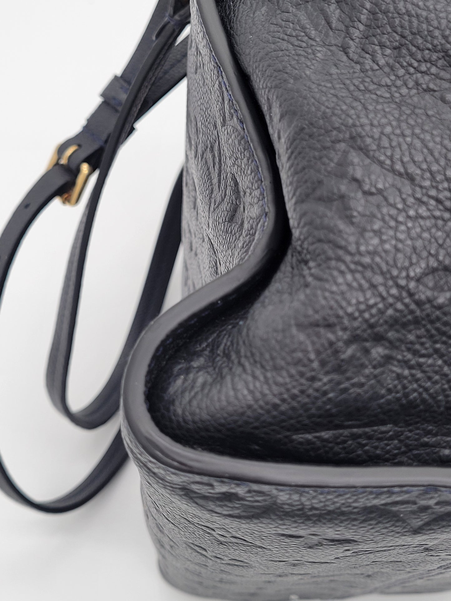 Louis Vuitton Lumineuse PM — Noir Empreinte