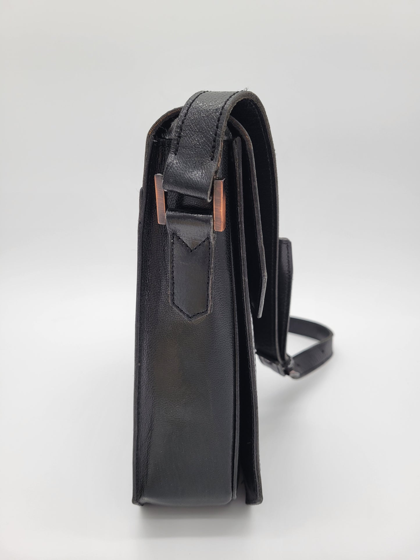Vintage Yves Saint Laurent Lizard-Embossed Shoulder Bag Original Dustbag & Hang Tag