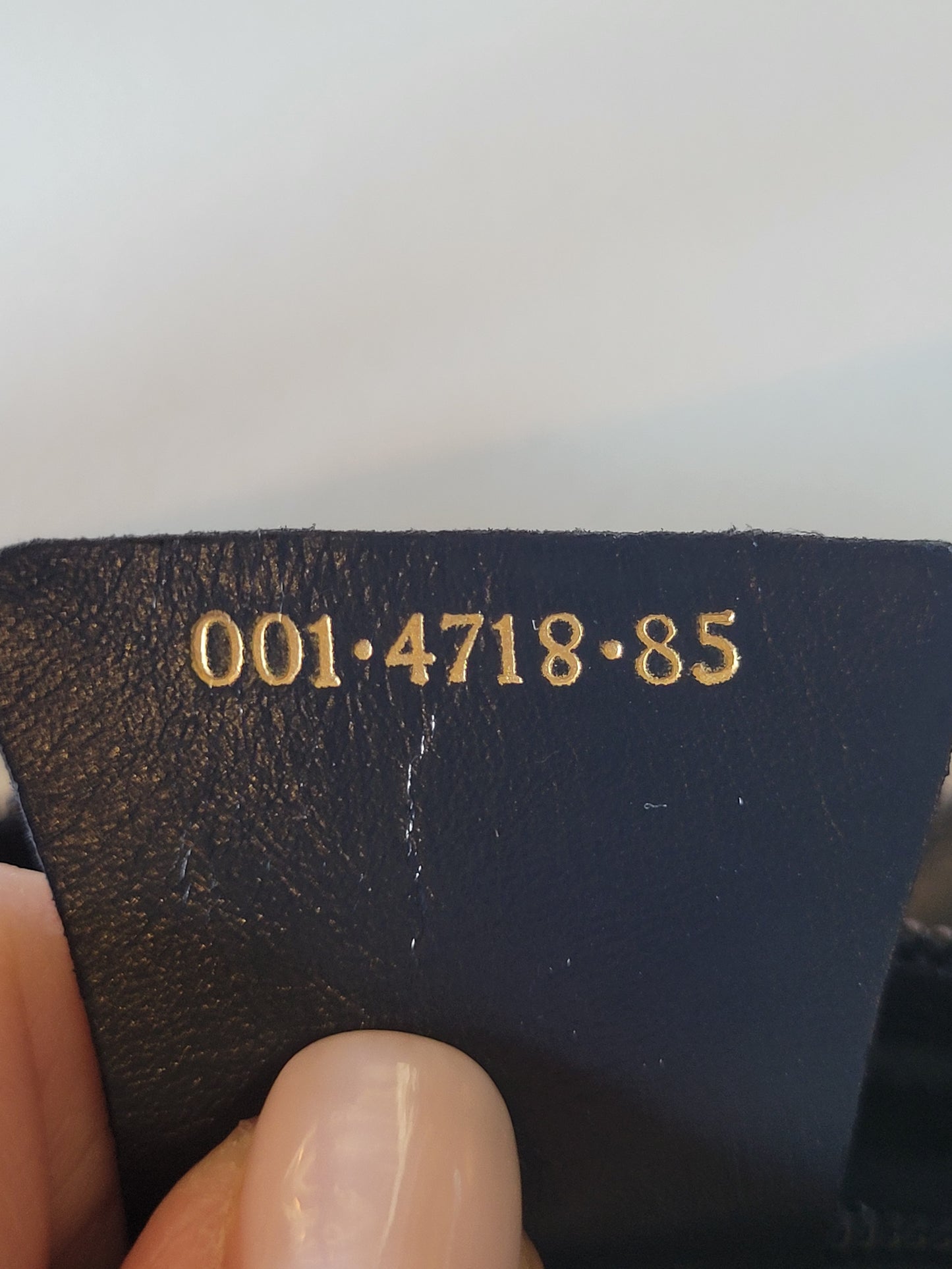 1985 Vintage Gucci Navy Leather Hobo Bag — Crest Stamp