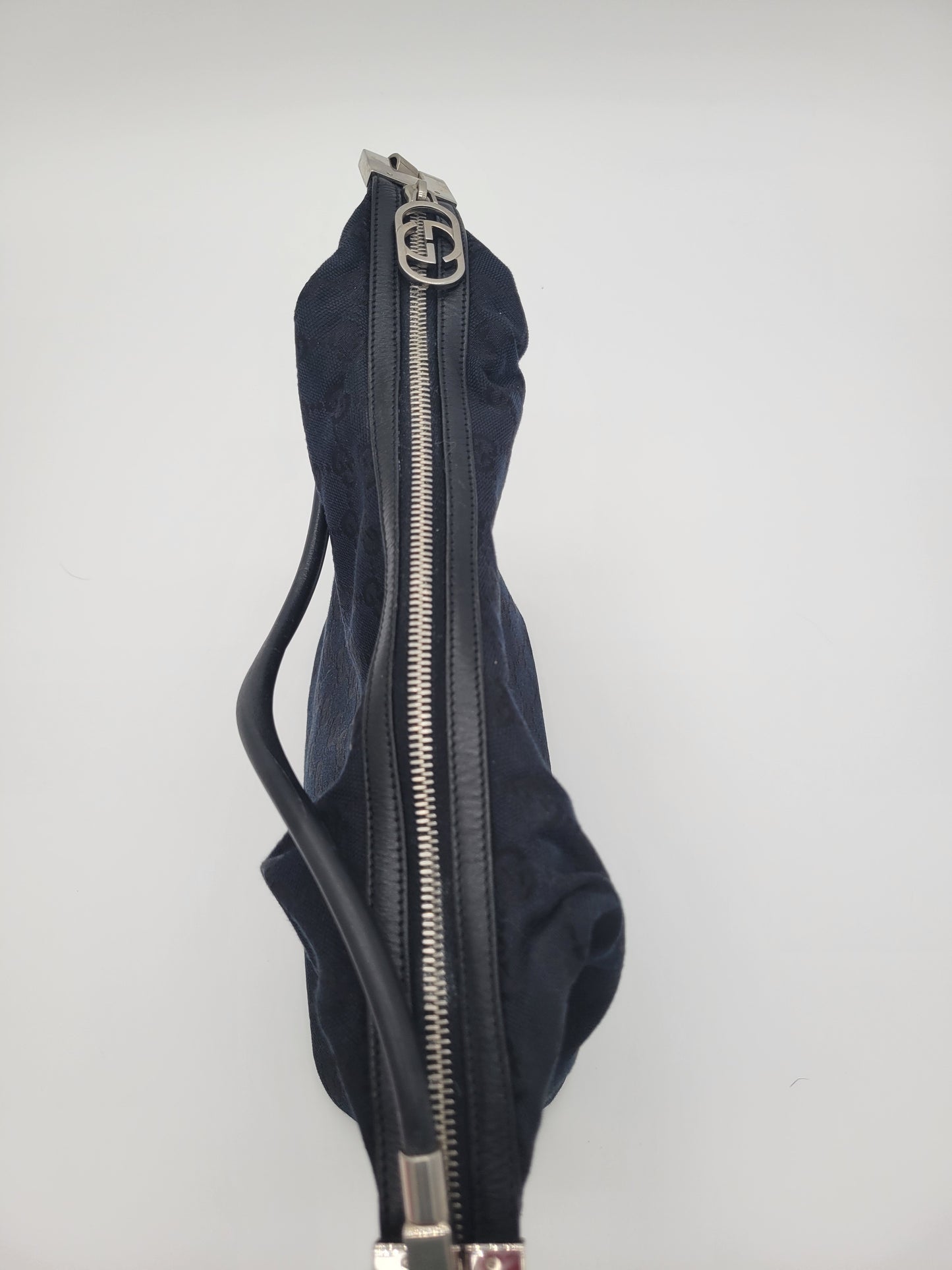 Gucci GG Canvas Hobo · Tom Ford Era