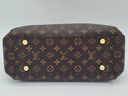 Louis Vuitton Montaigne MM — Monogram Canvas