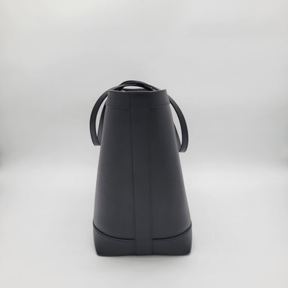 Burberry Medium Grainy Leather Tote Black-NWT