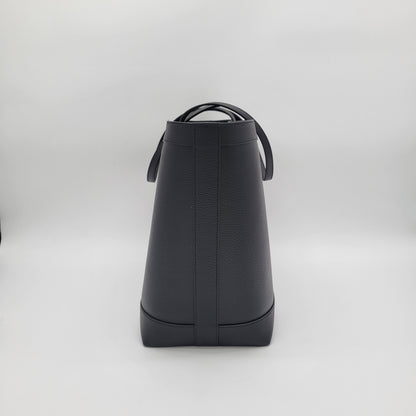 Burberry Medium Grainy Leather Tote Black-NWT