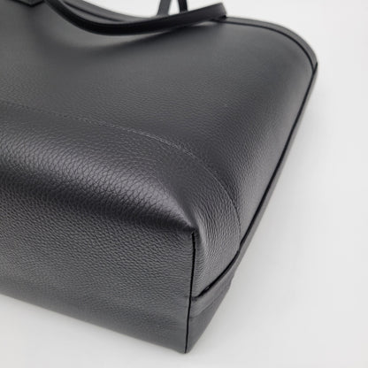 Burberry Medium Grainy Leather Tote Black-NWT