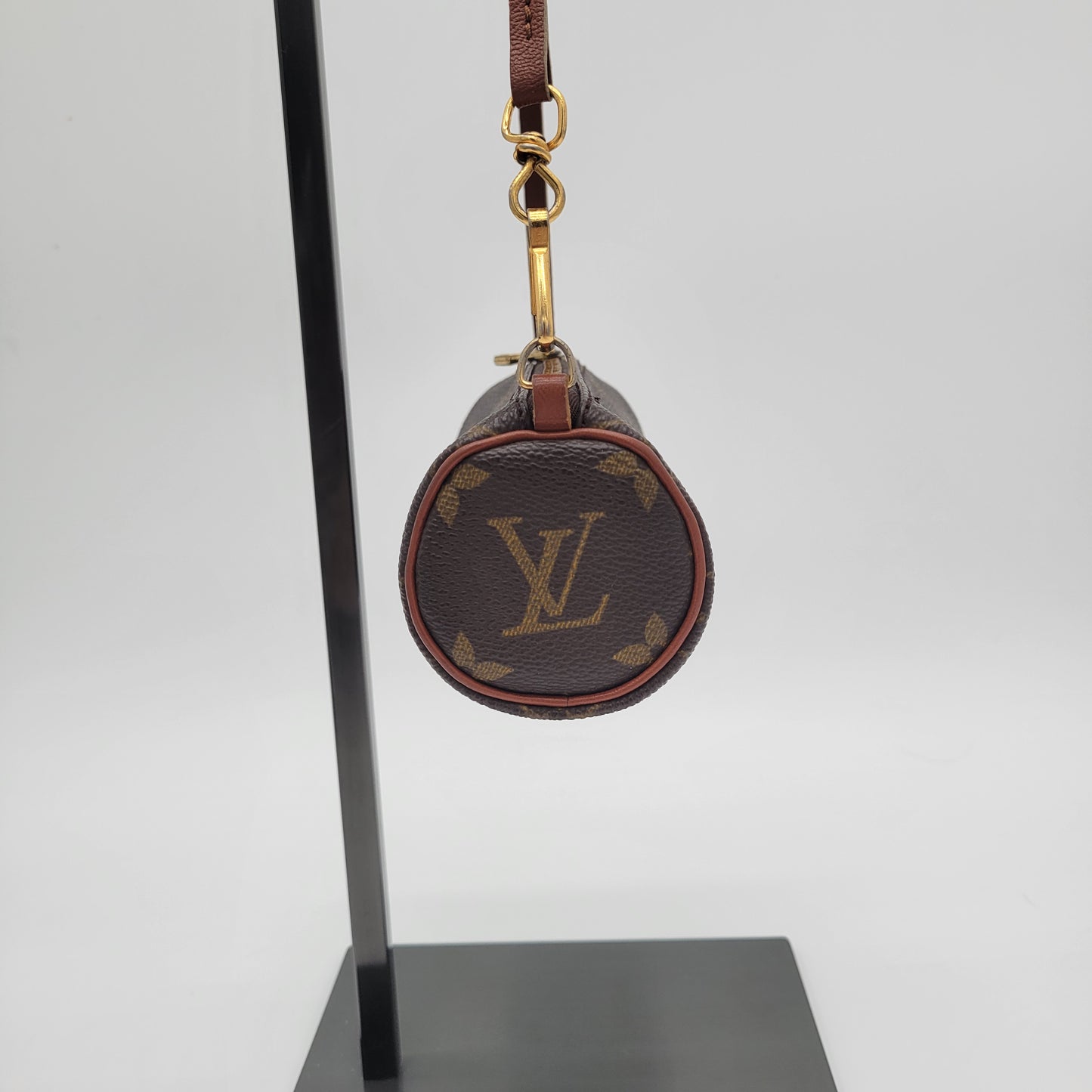 VINTAGE Louis Vuitton Monogram Mini Papillon Pouch (c. 1980–2000)