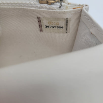 Calfskin Quilted Mini Maxi Pearls Wallet On Chain WOC White
